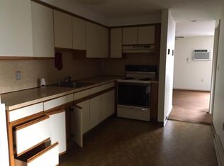 346 S Main St, Middletown, CT 06457