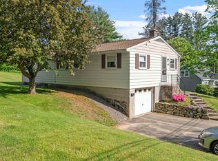 53 Chestnut St, Tilton, NH 03276