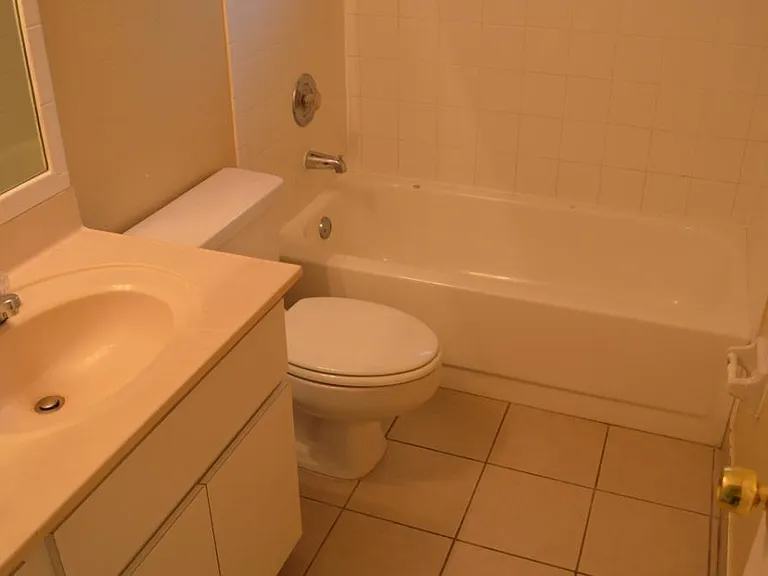2432 Lantana Ave — Photo 12