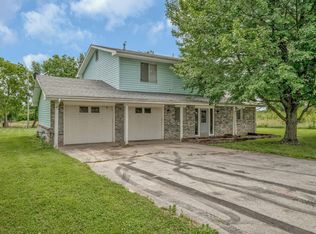 216 S Hill Ave, Wheaton, MO 64874