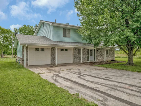 216 S Hill Avenue, Wheaton, MO 64874