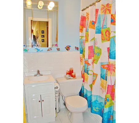 Sold by Keller Williams Realty Landmark II | media 27