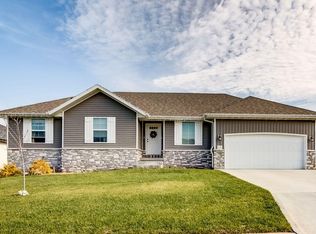 1658 N Kingfisher Dr, Nixa, MO 65714