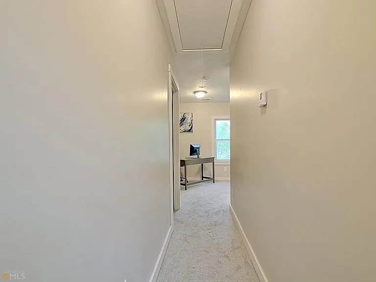 198 Margaret St — Photo 45