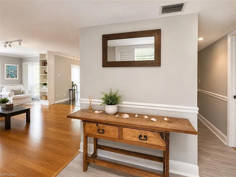 112 Bob O Link Way #B — Photo 2