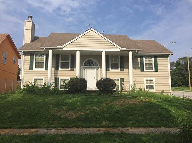 1st image of 2202 Park Ave