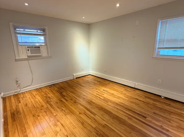 769 E Hazelwood Ave #1, Rahway, NJ 07065