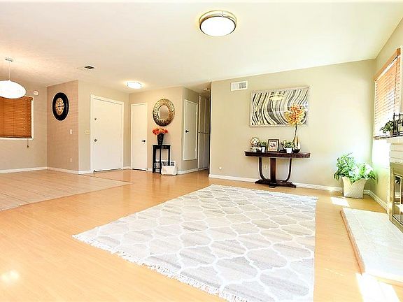 4th image of 708 N Baker Ave