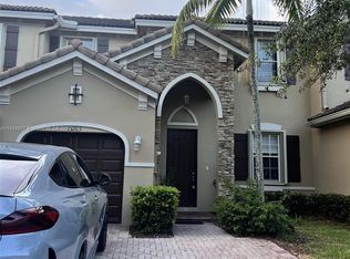 15263 SW 9th Way, Miami, FL 33194