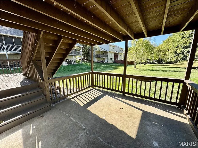 2315 Williams St — Photo 43