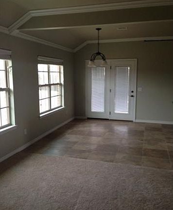3rd image of 2306 Crooked Oak Ct