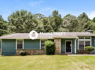 6373 Valley Dale Dr, Riverdale, GA 30274