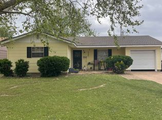 2125 E Cedar Ave, Enid, OK 73701