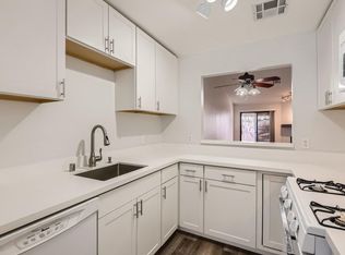 225 Crosswind Way, Las Vegas, NV 89145