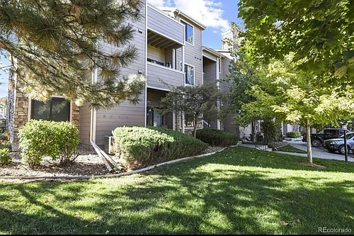 7454 S Alkire St #301 Photo 1