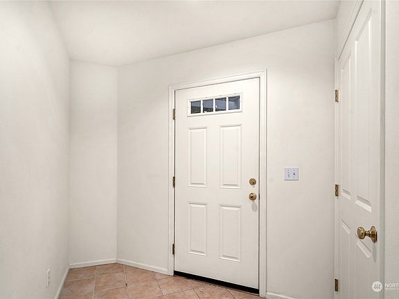 4th image of 6223 85th Avenue W