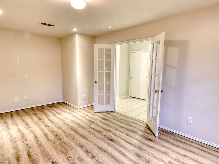 433 Magma Dr — Photo 14
