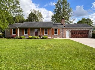 7230 S Artesian Dr, Columbus, IN