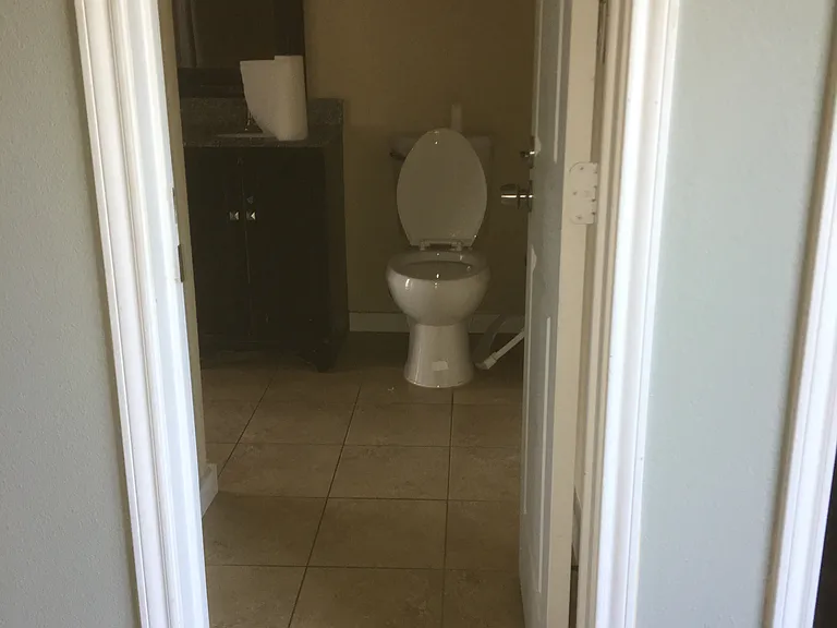 819 S Welch St — Photo 18