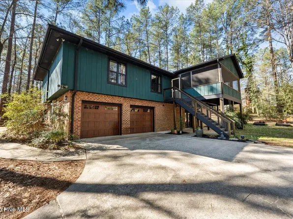 105 Tartan Trail, Southern Pines, NC 28387