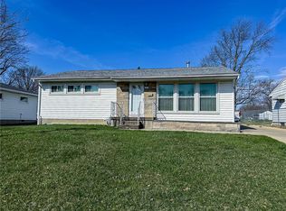 31 Northland Dr, Decatur, IL 62526