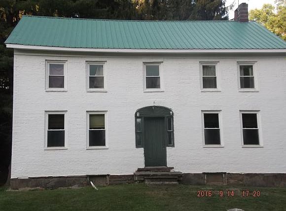 2nd image of 114 Jewett Hill Rd