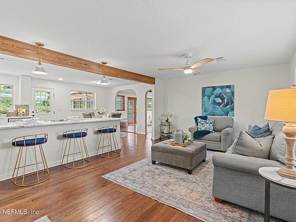 4th image of 8425 SAN MARTARRO Drive E