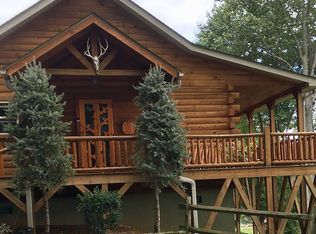 495 Cedarwood Dr, Waynesville, NC 28785