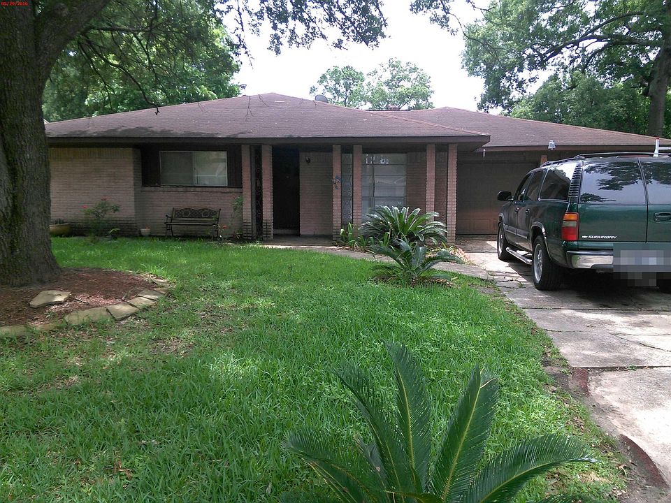 1st image of 13346 Oak Leaf Ln
