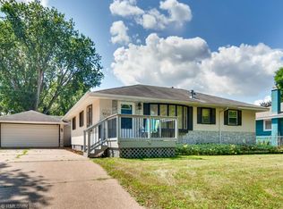 6937 Upper 5th St N, Oakdale, MN 55128