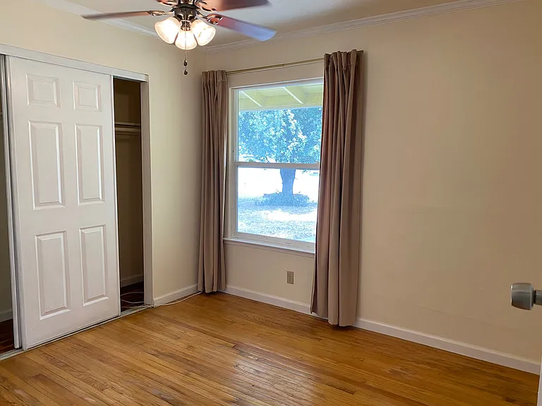 42 W Lake Dr — Photo 9