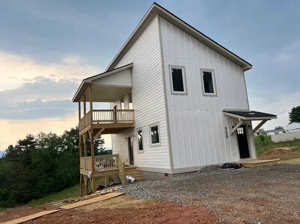 90 Dix Creek Chapel Rd, Asheville, NC 28806