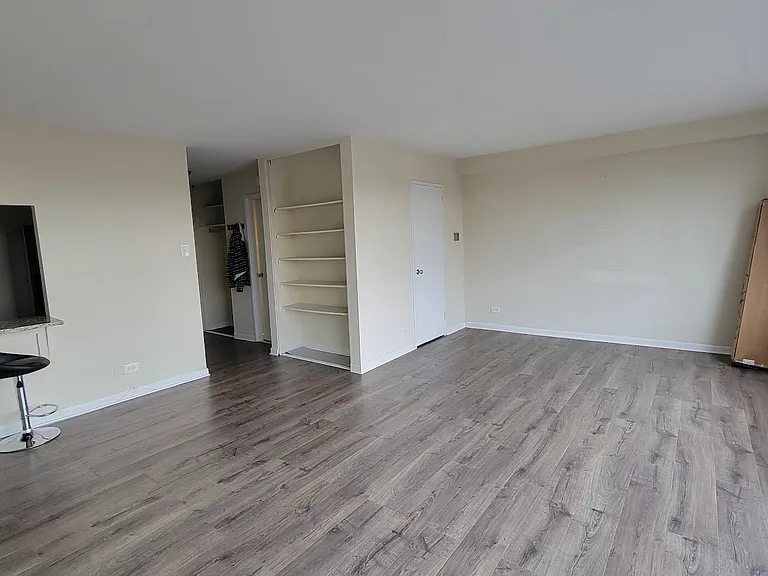 4501 Arlington Blvd #511 — Photo 3