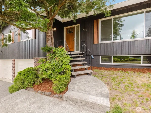 3828 Harbel Drive NE, Bremerton, WA 98310