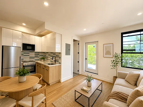 2551 Bedford Ave #5B Photo 1
