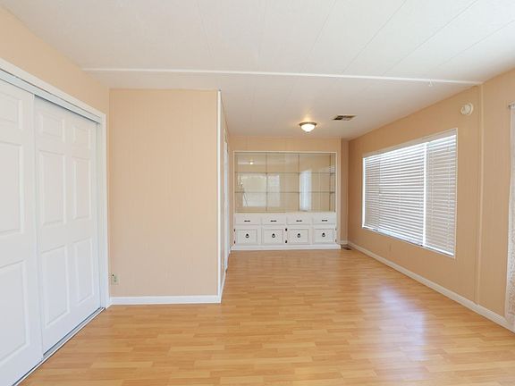2nd image of 360 Los Encinos Ct #360