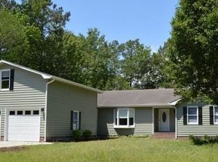 731 Boundaryline Dr NW, Calabash, NC 28467