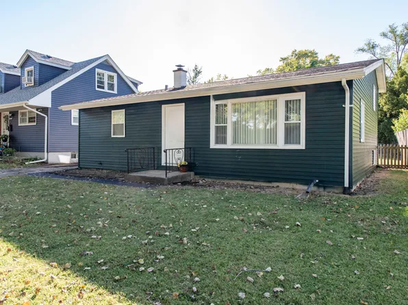 2212 Horeb Ave, Zion, IL 60099