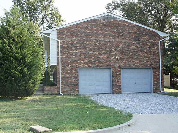 3rd image of 4346 Harts Ct