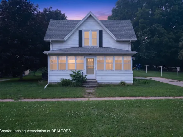 225 Oyer St, Springport, MI 49284