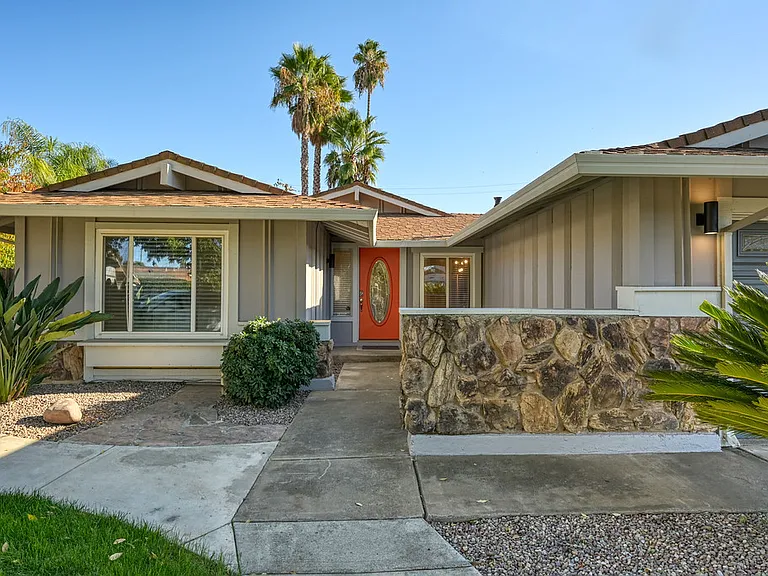 3425 Corbin Way — Photo 43