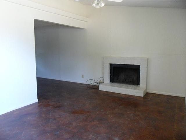 2nd image of 1708 Royal Hill Dr