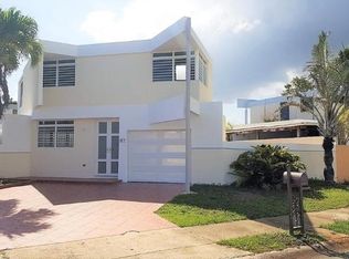 RF7 Calle Bahia Guanica, Catano, PR 00962