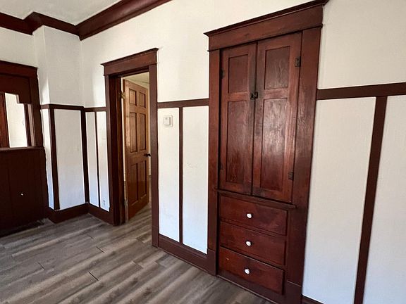 3rd image of 1301 W 149th St APT 1R