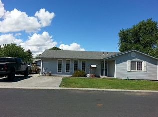 420 Elzora St, Milton Freewater, OR 97862