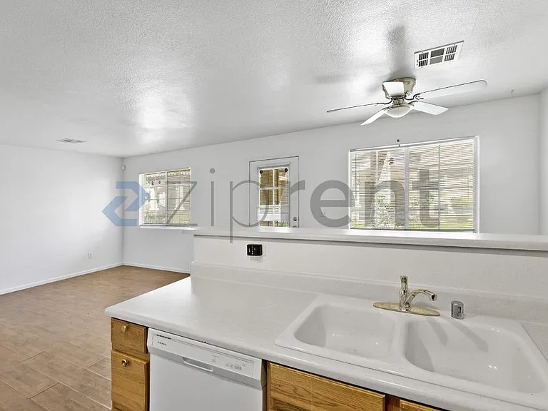 2500 Sierra Bello Ave #120 — Photo 12