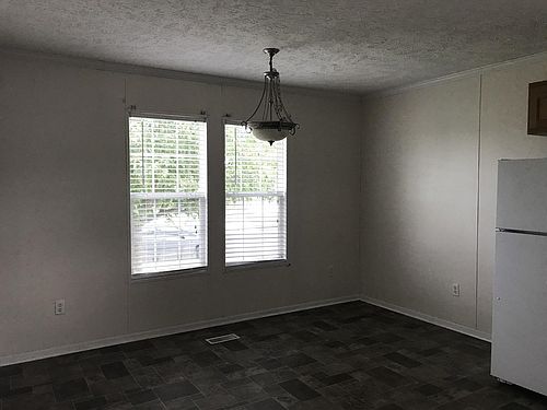 3rd image of 4313 Sussex Pl