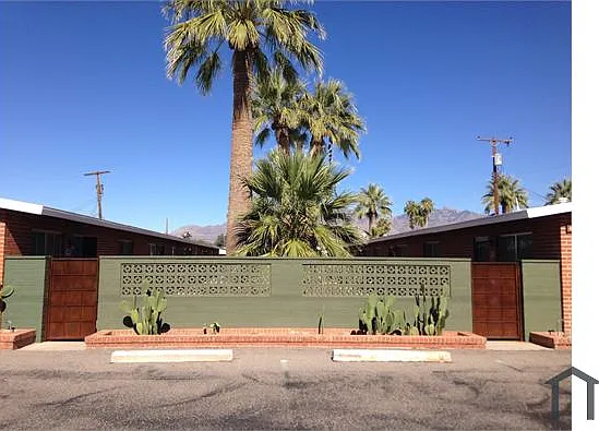 4463 E Lee St — Photo 7