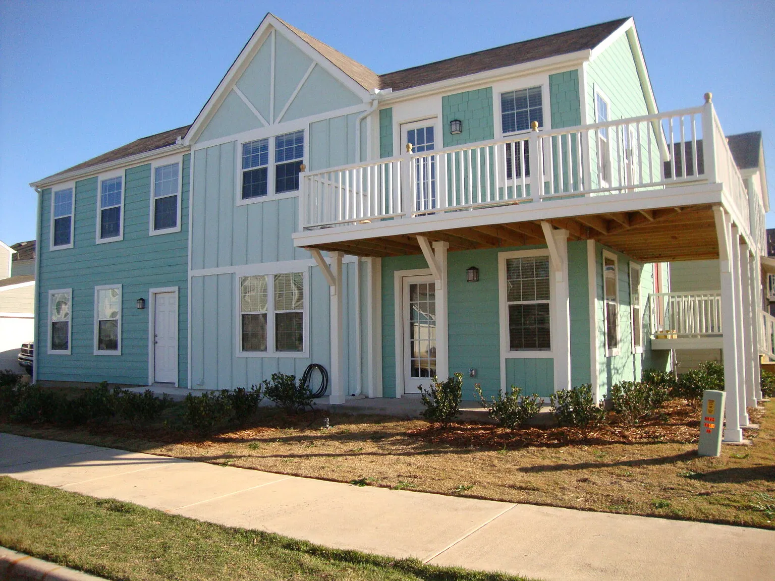 1 bed, 1.0 bath, 500 sqft, $900 — Photo 1