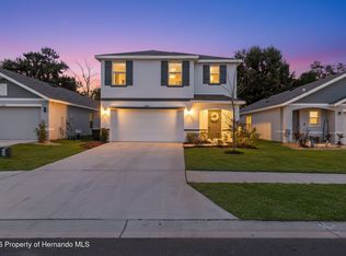 37445 Sharks Eye Ln, Zephyrhills, FL 33541